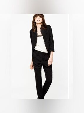 Zadig & Voltaire Black Verys Jac
Paisley print Blazer Sleek
Professional Style S
